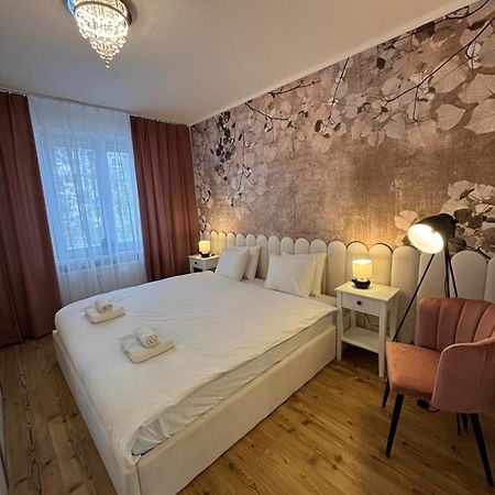 City Heart Luxury Apartment Nové Zámky Extérieur photo