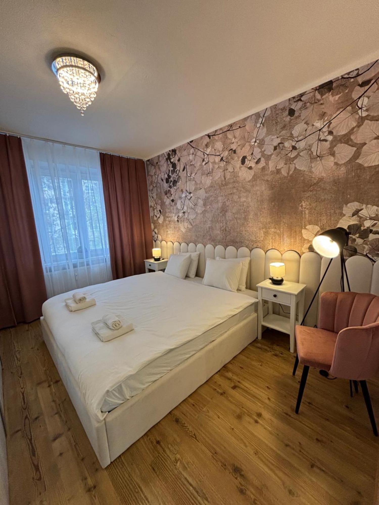 City Heart Luxury Apartment Nové Zámky Extérieur photo